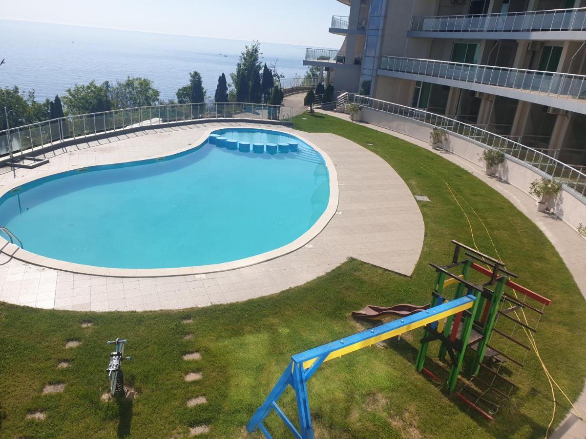 Studio Silver Terace With Sea View For 4 Person 비알라 외부 사진