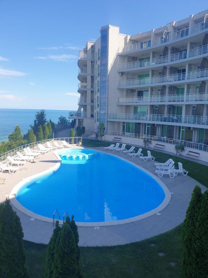 Studio Silver Terace With Sea View For 4 Person 비알라 외부 사진