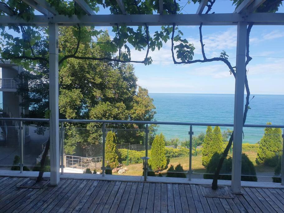 Studio Silver Terace With Sea View For 4 Person 비알라 외부 사진